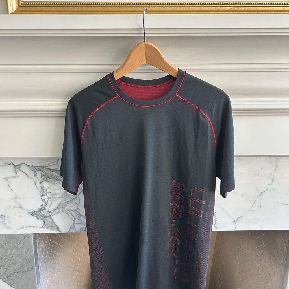 Lululemon Metal Vent Tech Short Sleeve 20Y Collection